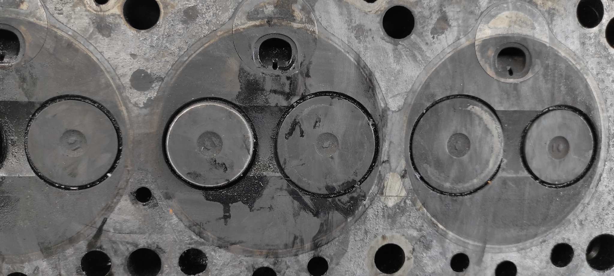 CULATA ISUZU VAN MIDI - vista 5