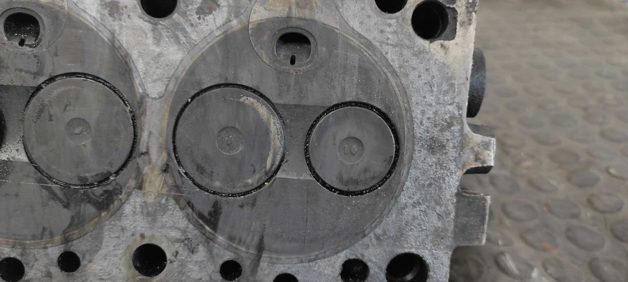 CULATA ISUZU VAN MIDI - vista 15