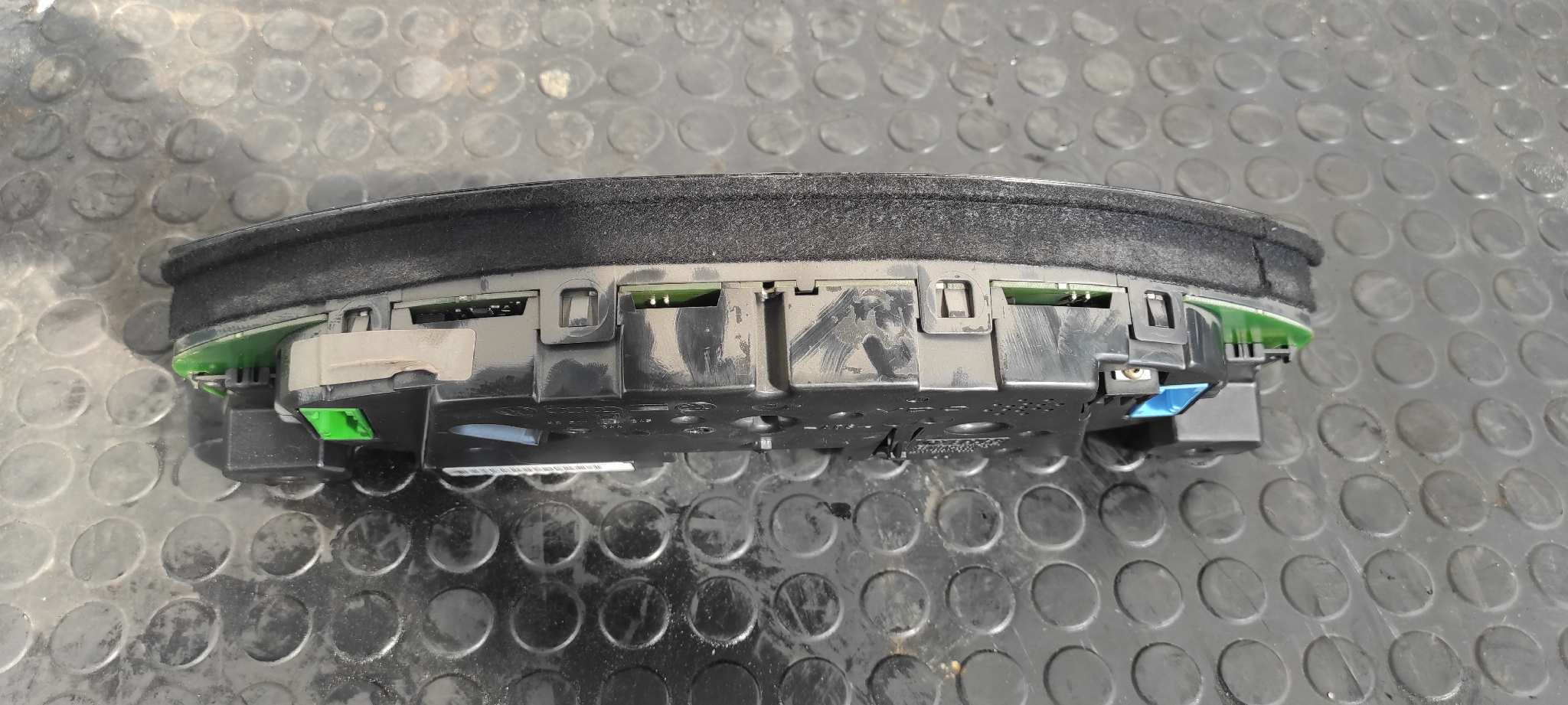 CUADRO INSTRUMENTOS AUDI A6 BERLINA (4B2) - vista 3