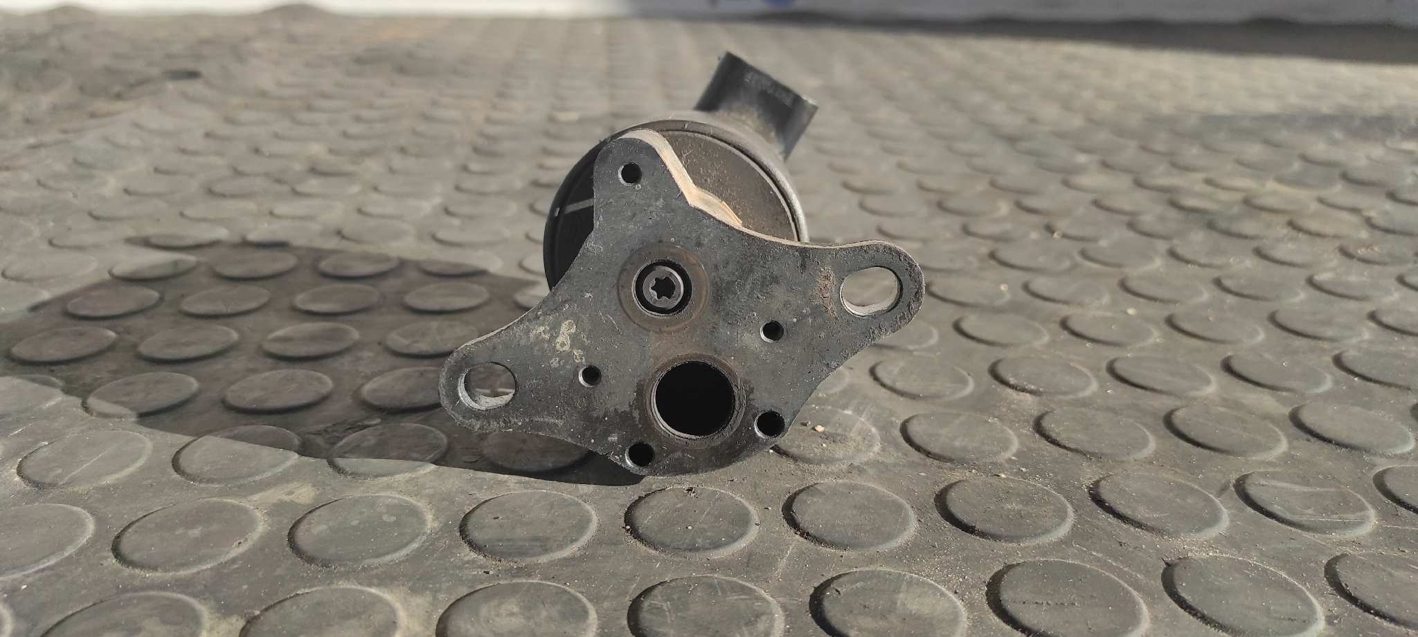 VALVULA EGR PEUGEOT 206 CC - vista 3