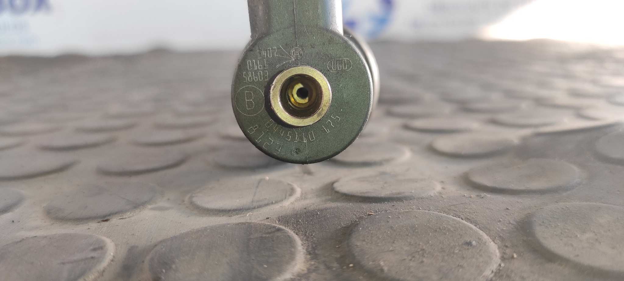 INYECTOR OPEL ASTRA H - vista 4