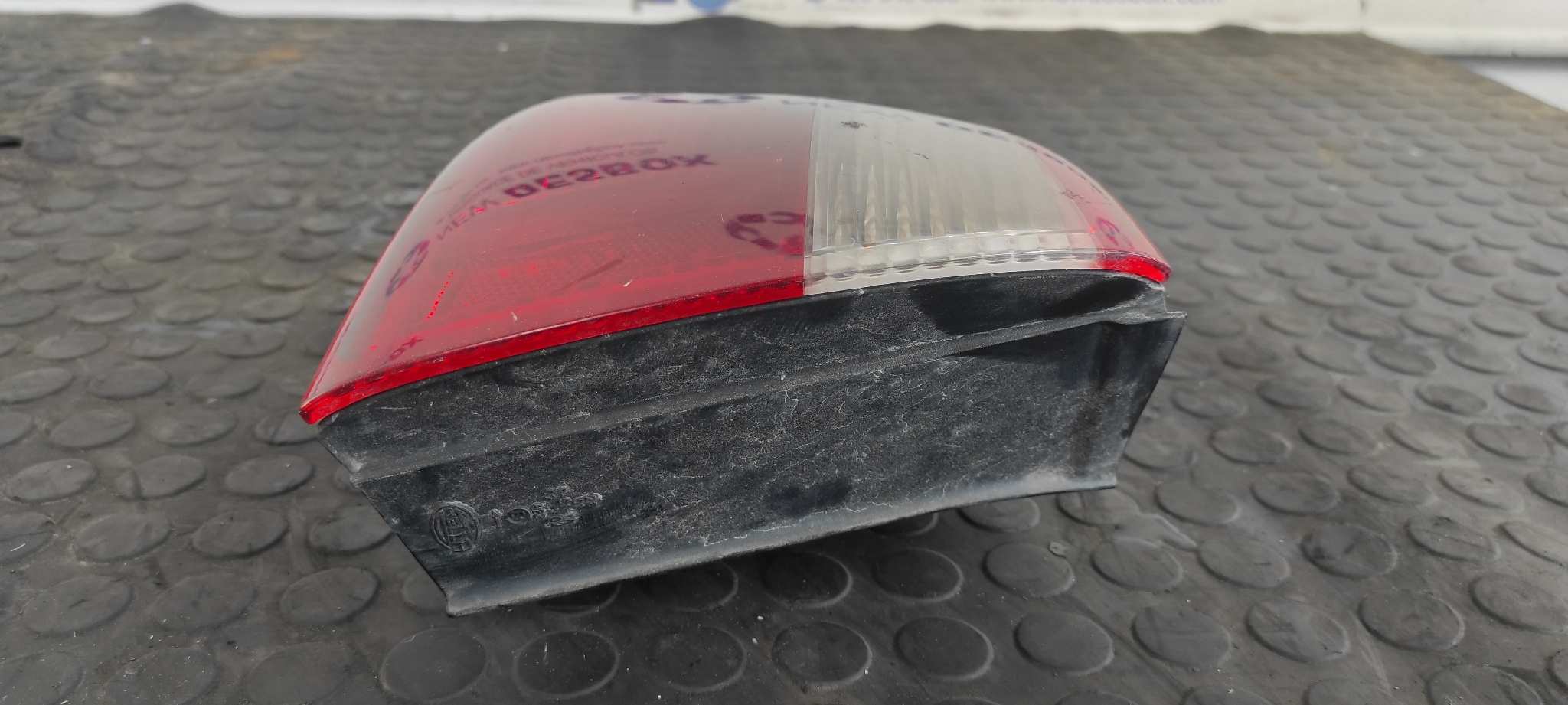 PILOTO TRASERO IZQUIERDO SEAT TOLEDO (1M2) - vista 2