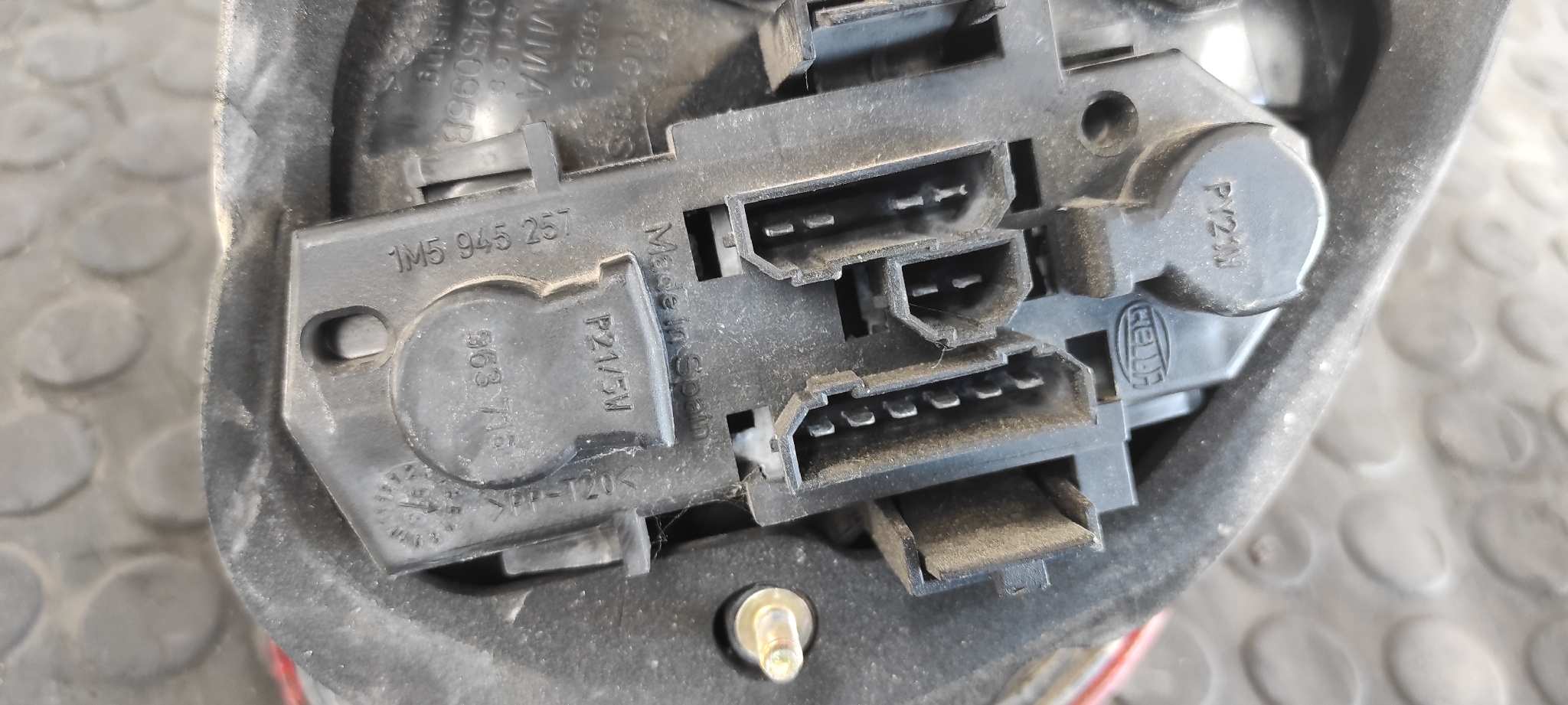 PILOTO TRASERO IZQUIERDO SEAT TOLEDO (1M2) - vista 5