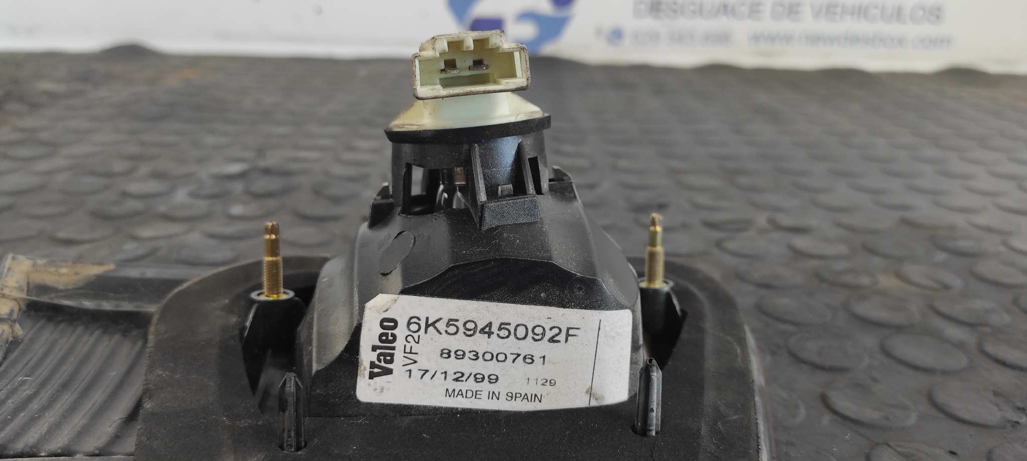 PILOTO PORTON DERECHO SEAT CORDOBA BERLINA (6K2) - vista 4