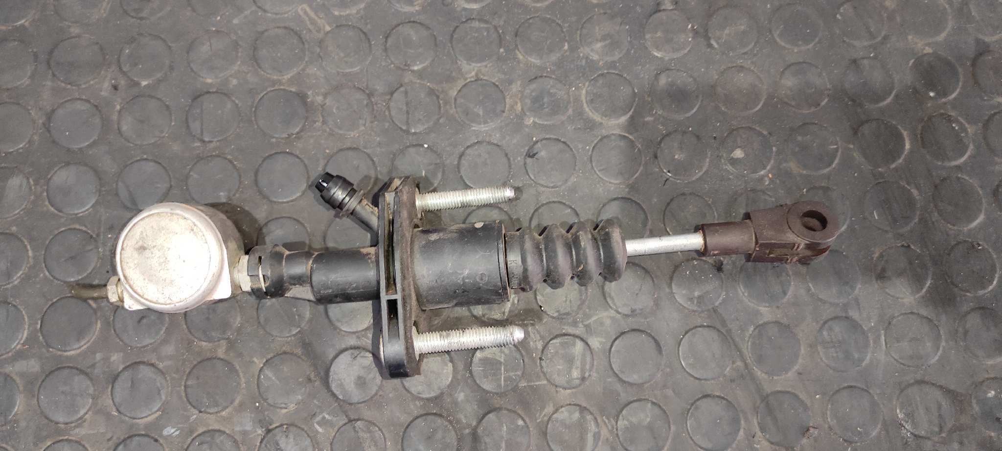 BOMBA EMBRAGUE OPEL ASTRA G - vista 2