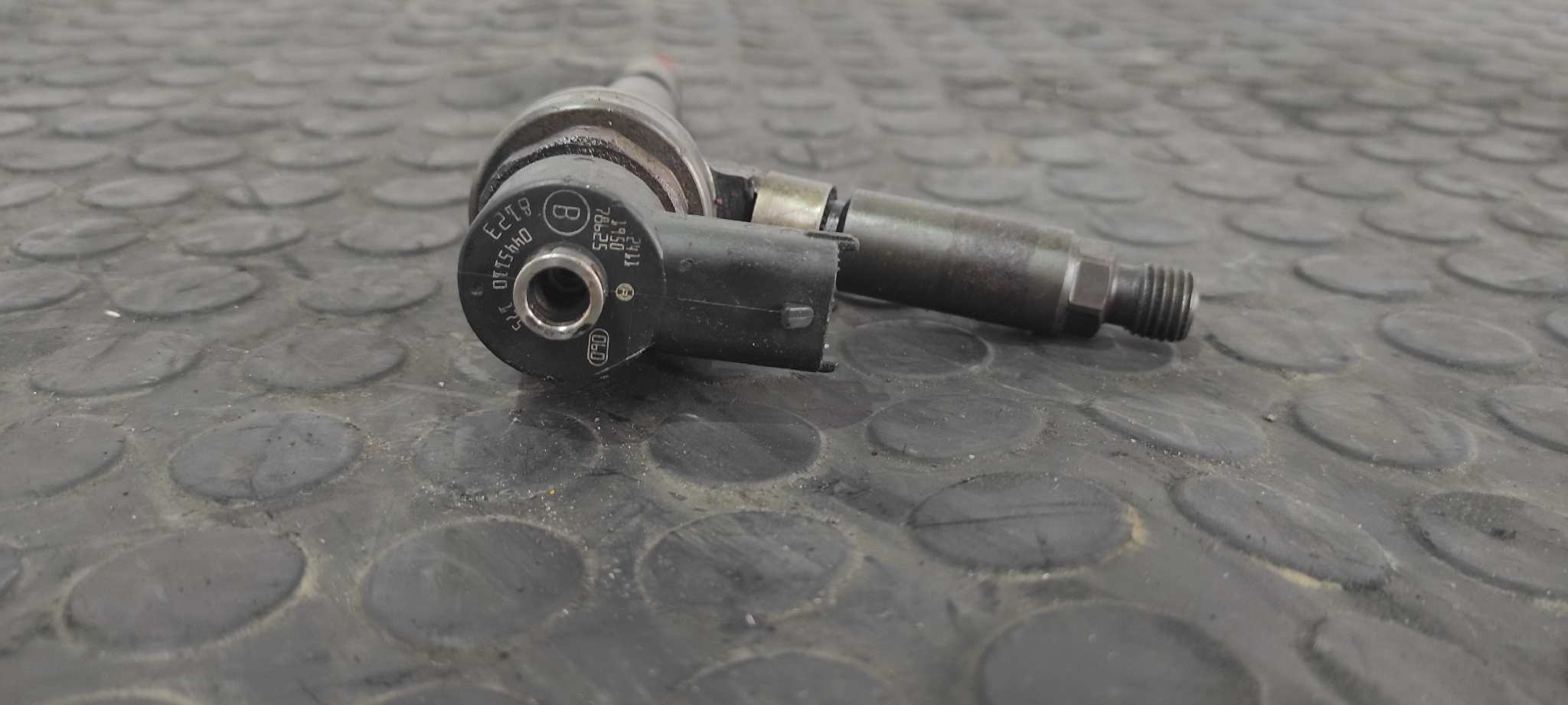 INYECTOR OPEL ASTRA H BERLINA - vista 3