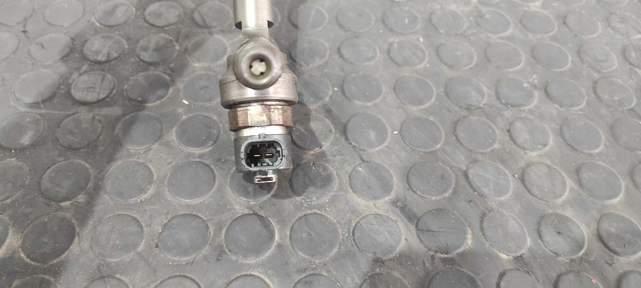 INYECTOR OPEL ASTRA H BERLINA - vista 5