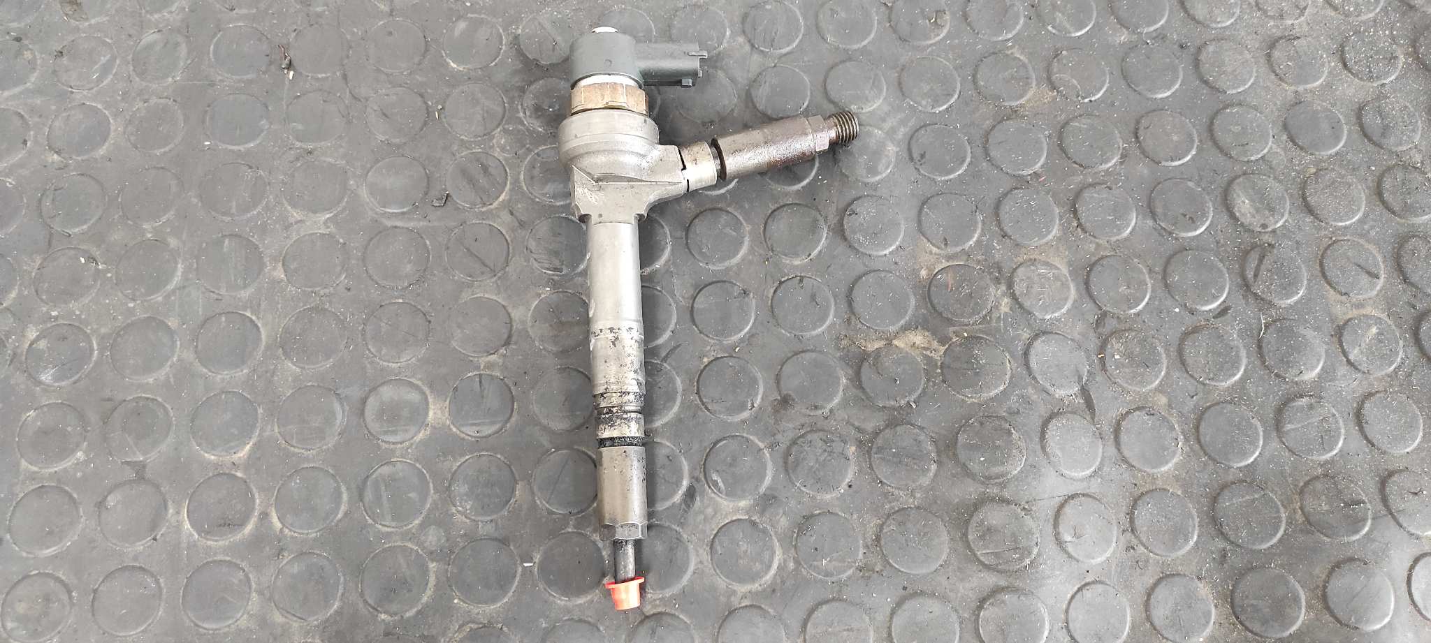 INYECTOR OPEL ASTRA H BERLINA - vista 2