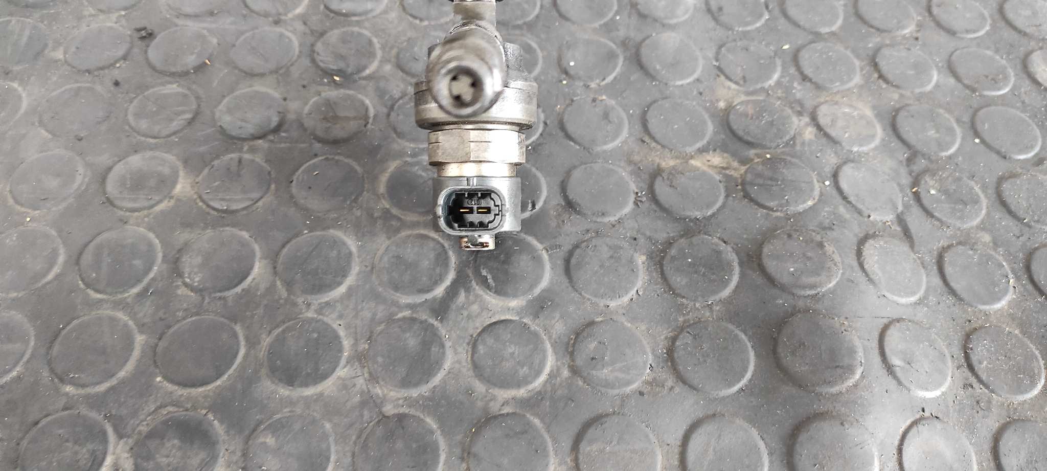 INYECTOR OPEL ASTRA H - vista 2