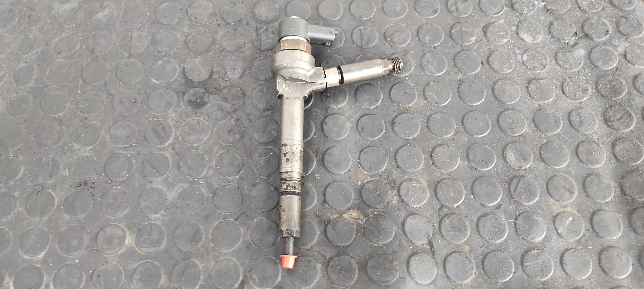 INYECTOR OPEL ASTRA H BERLINA - vista 2