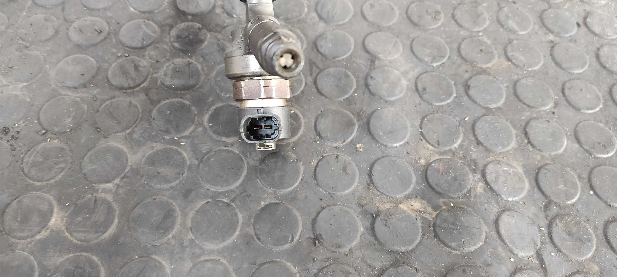 INYECTOR OPEL ASTRA H BERLINA - vista 3