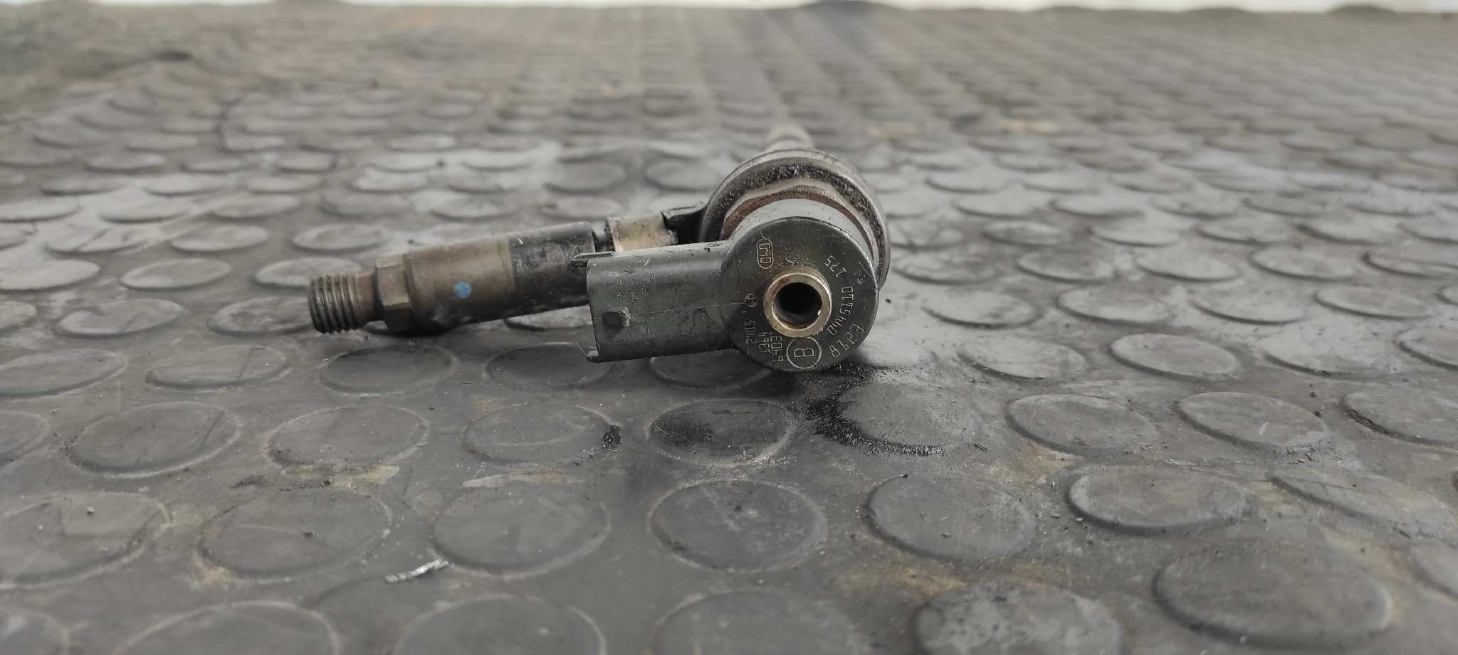 INYECTOR OPEL ASTRA GTC - vista 5