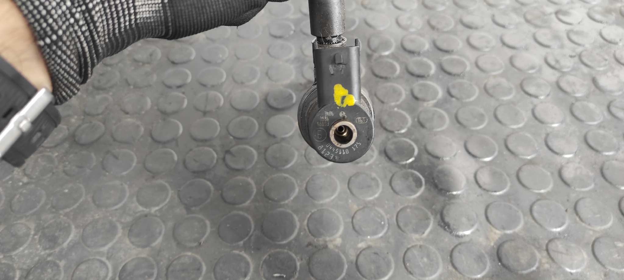 INYECTOR OPEL ASTRA H - vista 3