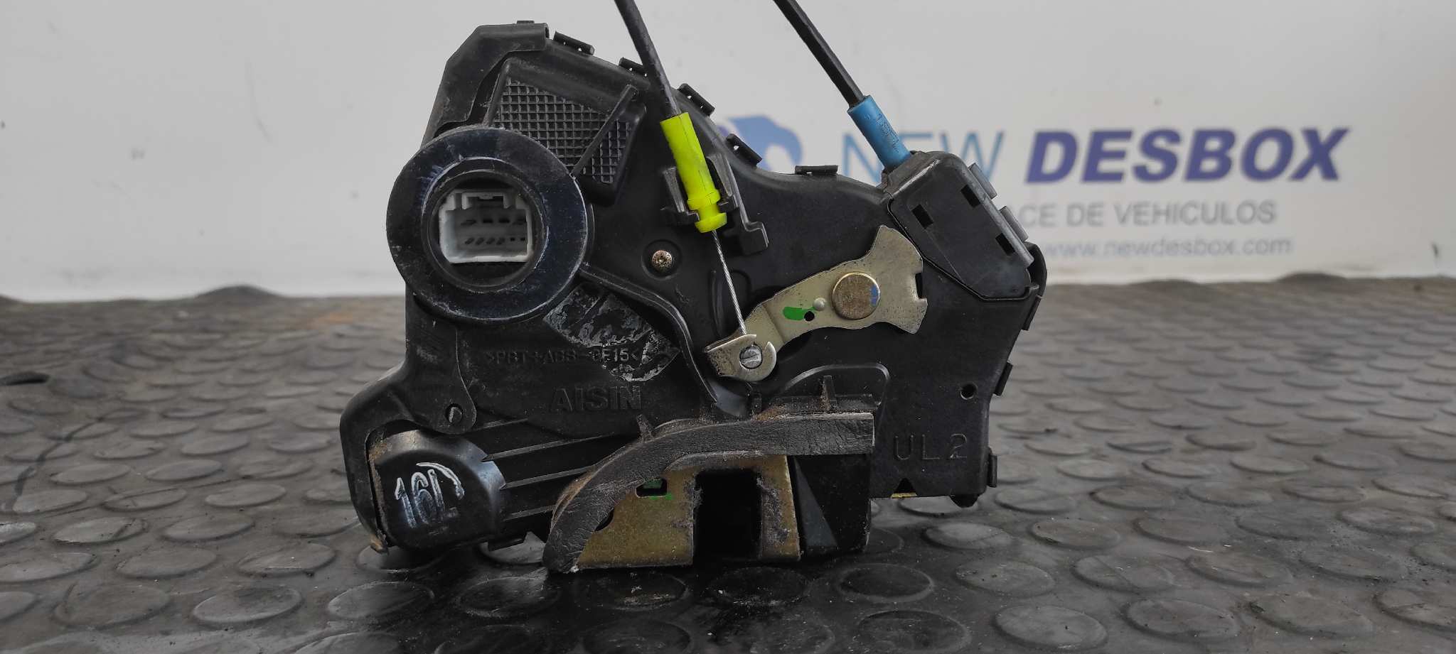 CERRADURA PUERTA DELANTERA IZQUIERDA TOYOTA AVENSIS BERLINA (T25) - vista 3