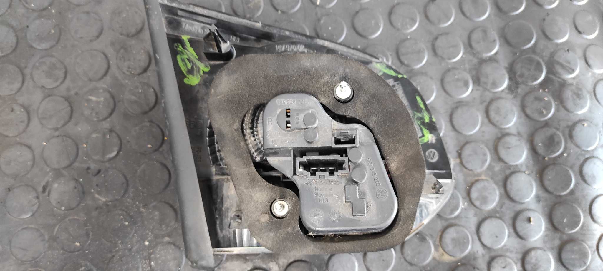 PILOTO PORTON DERECHO VOLKSWAGEN GOLF VI (5K1) - vista 4