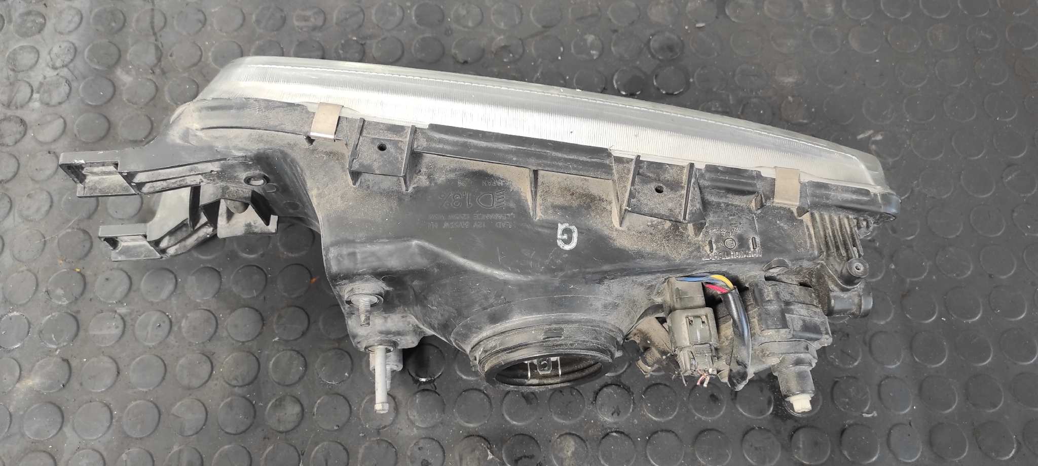 FARO DERECHO NISSAN ALMERA (N15) - vista 2