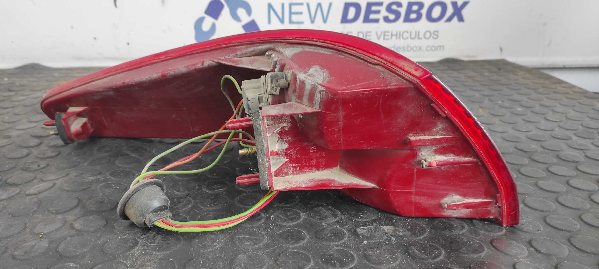 PILOTO TRASERO DERECHO PEUGEOT 607 (S1) - vista 2