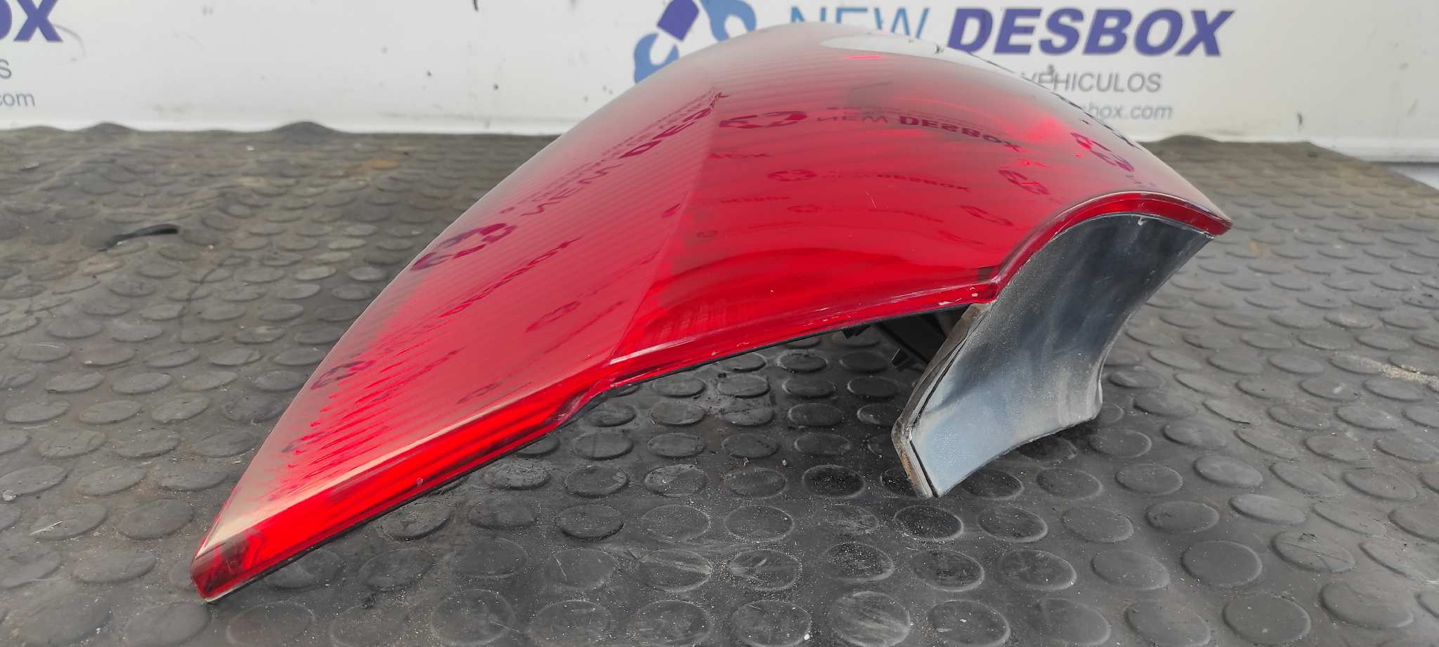 PILOTO TRASERO DERECHO RENAULT LAGUNA II GRANDTOUR (KG0) - vista 6