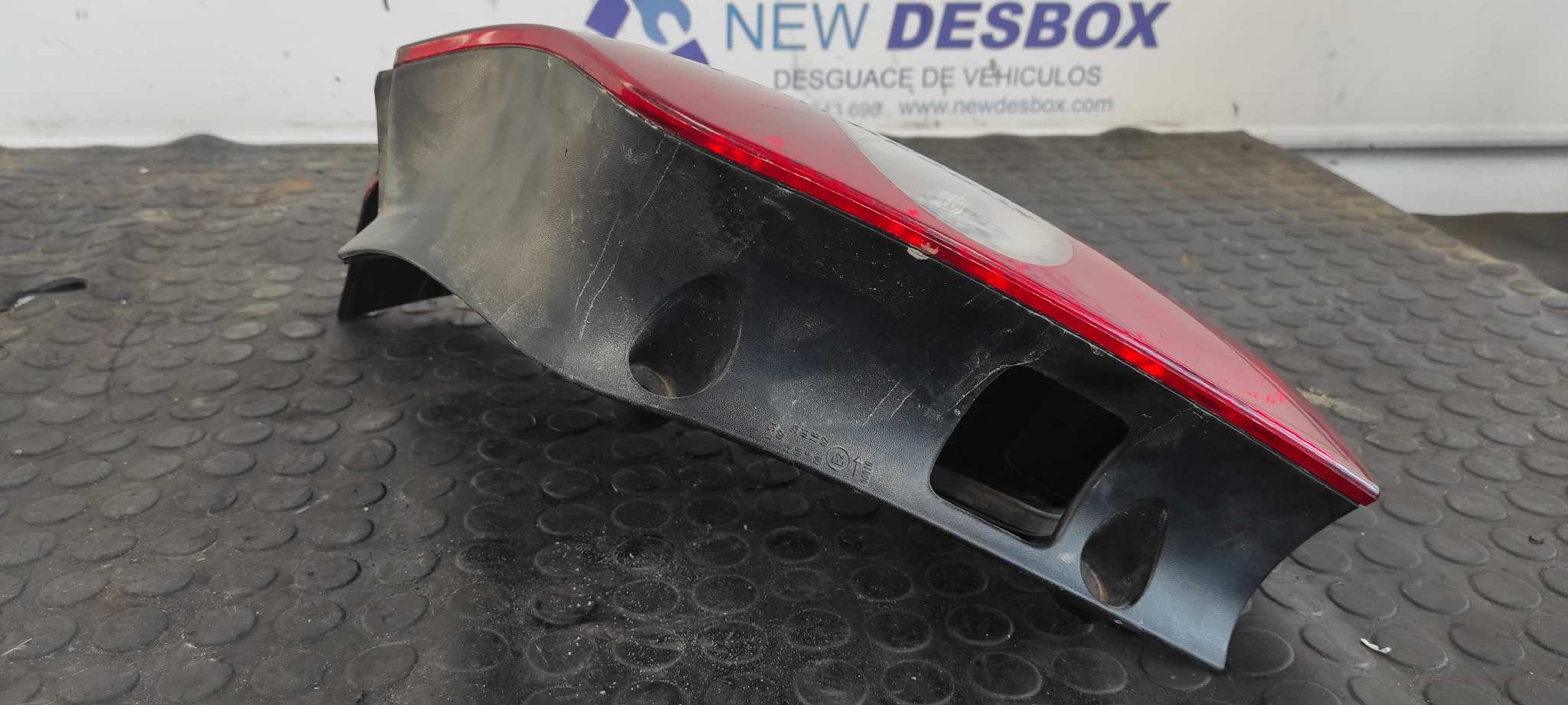 PILOTO TRASERO DERECHO RENAULT LAGUNA II GRANDTOUR (KG0) - vista 7