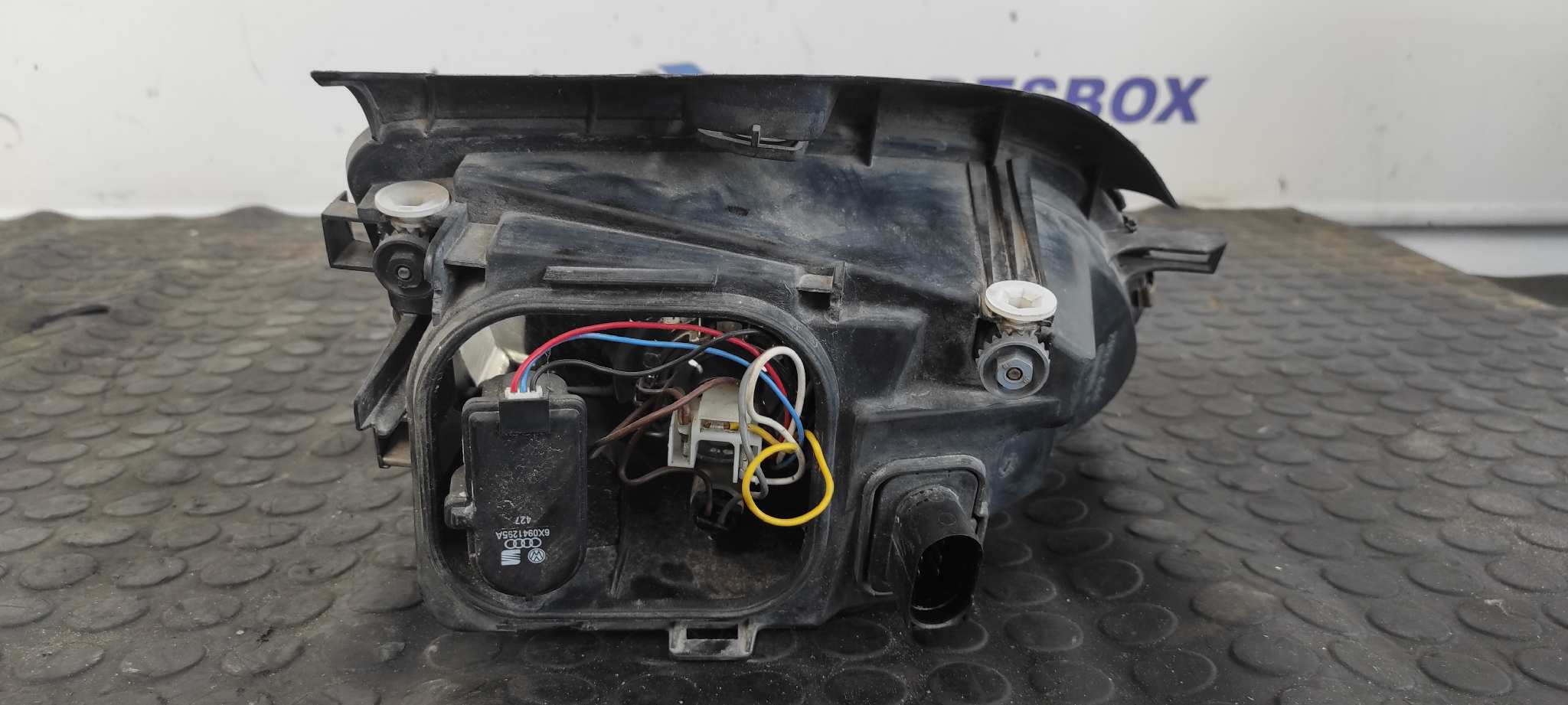 FARO IZQUIERDO SEAT AROSA (6H1) - vista 8