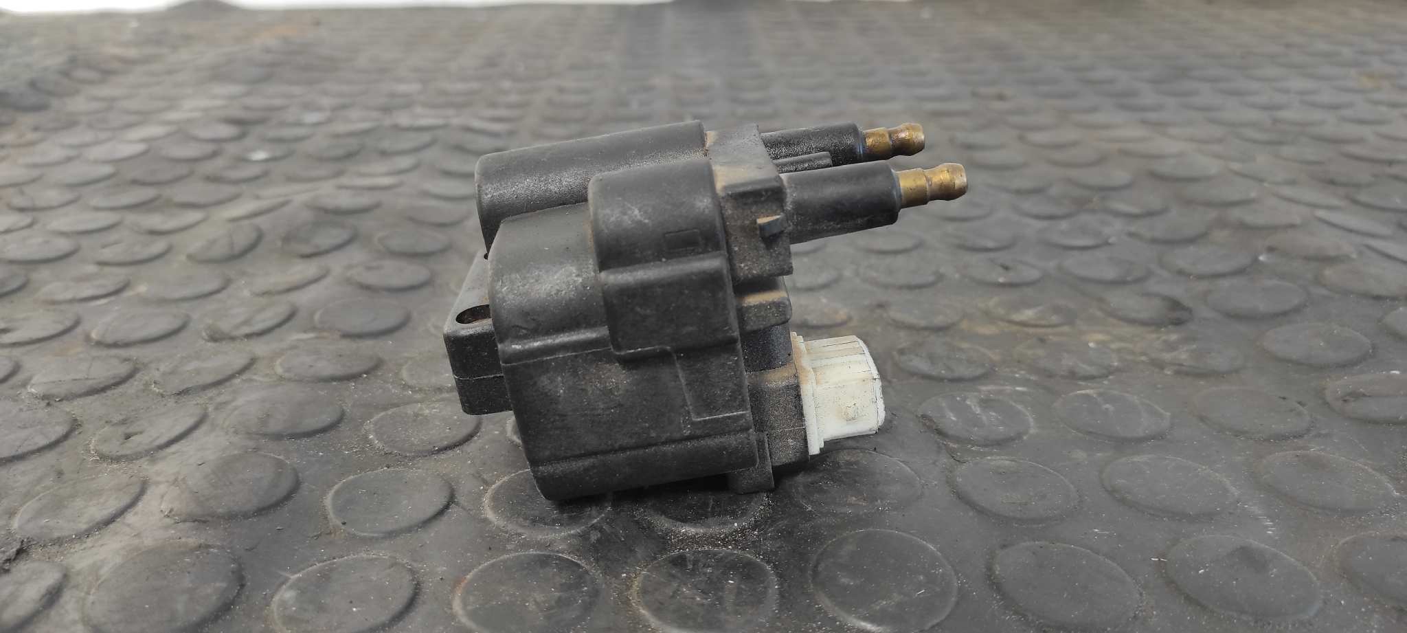 BOBINA ENCENDIDO RENAULT MEGANE I BERLINA HATCHBACK (BA0) - vista 6