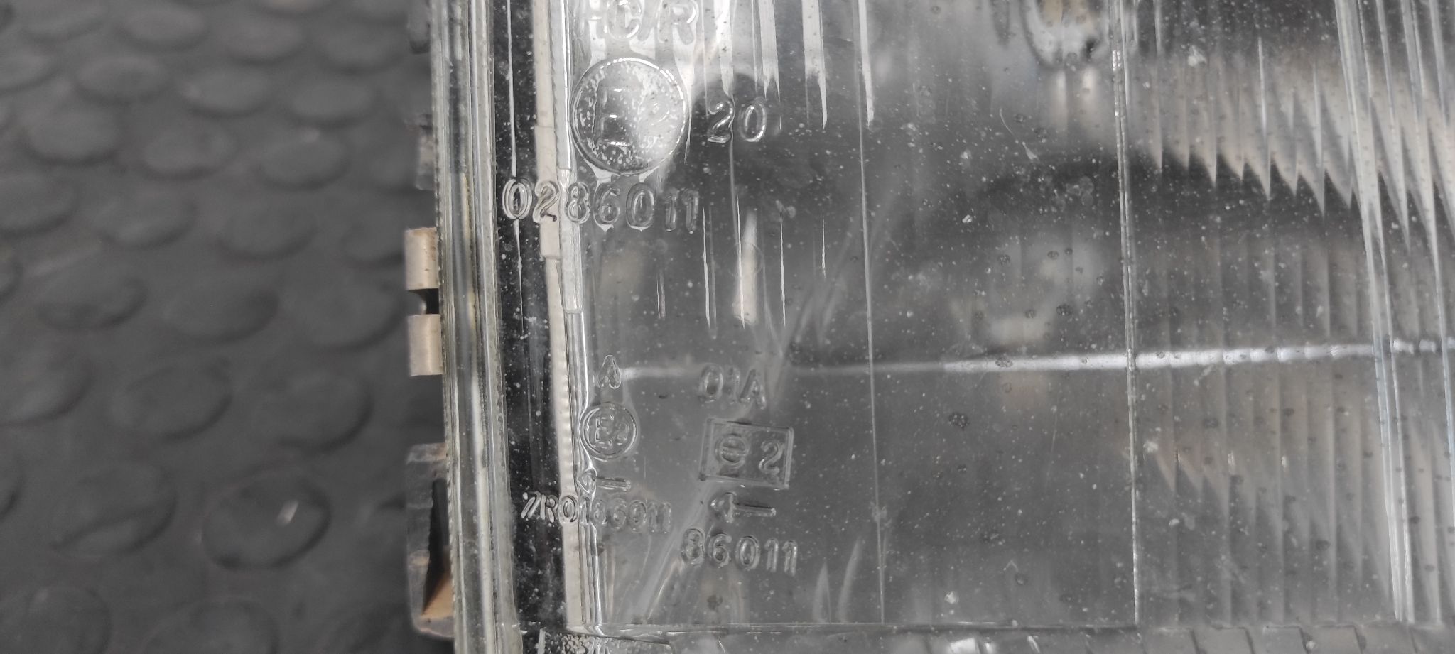 FARO DERECHO PEUGEOT 405 BERLINA - vista 4