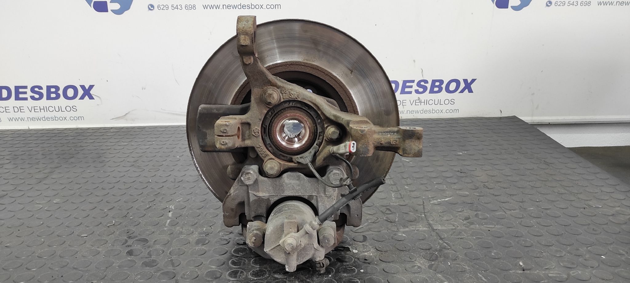 MANGUETA DELANTERA IZQUIERDA OPEL ZAFIRA B