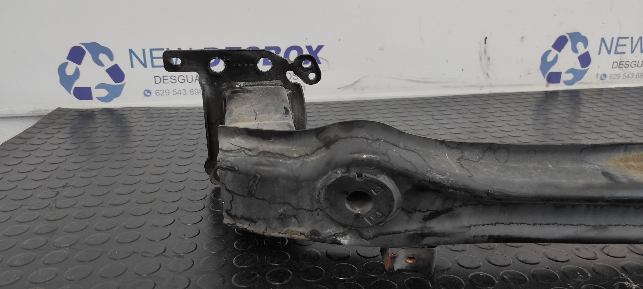 REFUERZO PARAGOLPES DELANTERO SEAT LEON (1P1) - vista 6