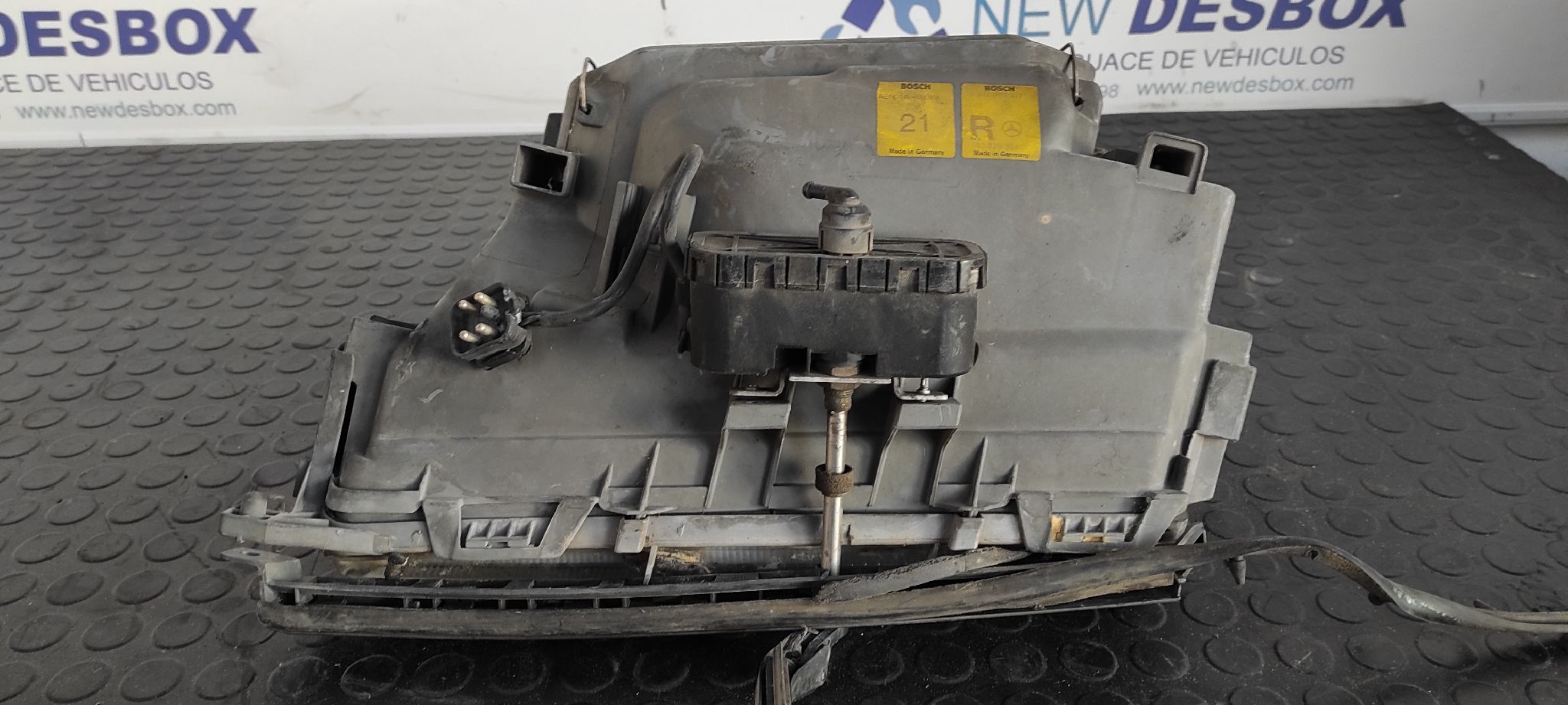 FARO DERECHO MERCEDES-BENZ CLASE S (W140) - vista 4