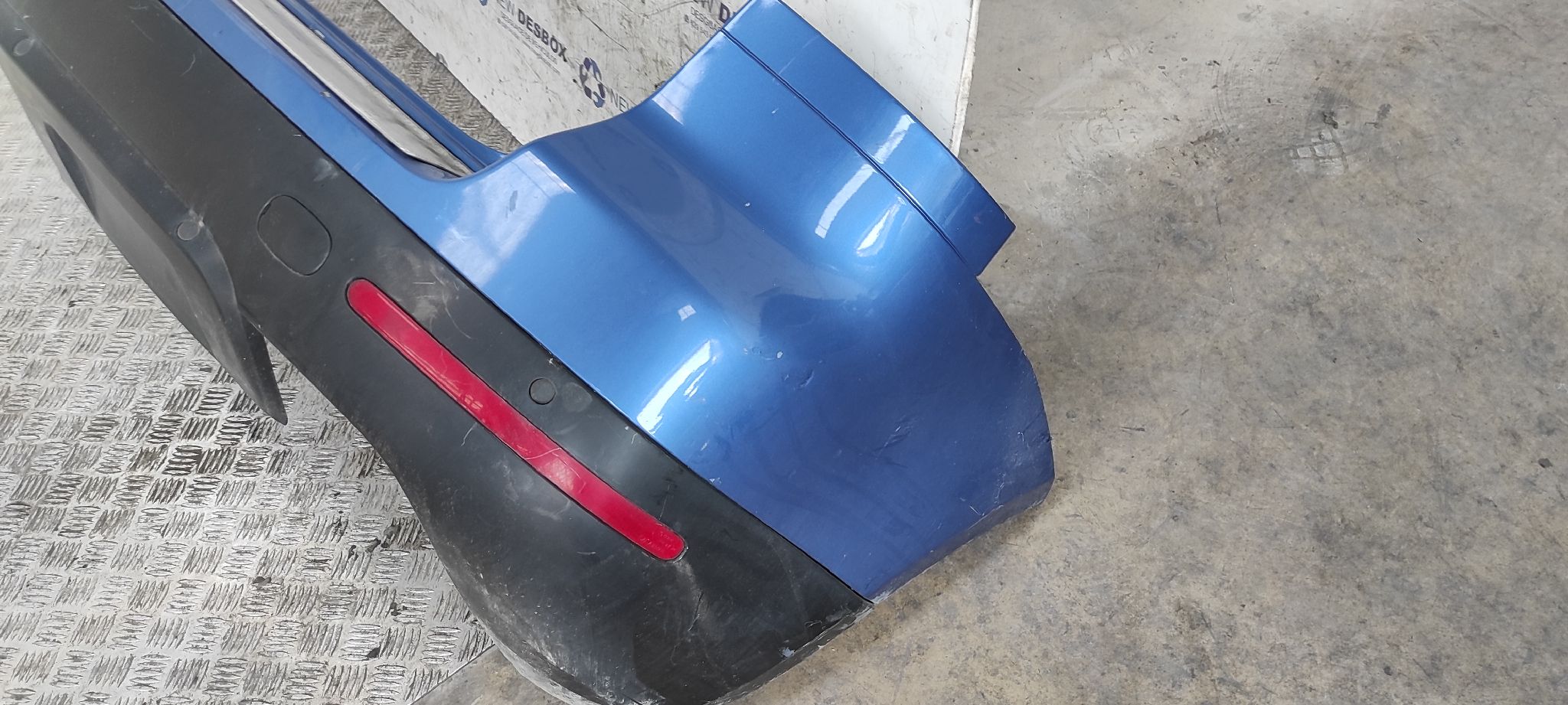 PARAGOLPES TRASERO VOLKSWAGEN TOUAREG (7LA) - vista 4