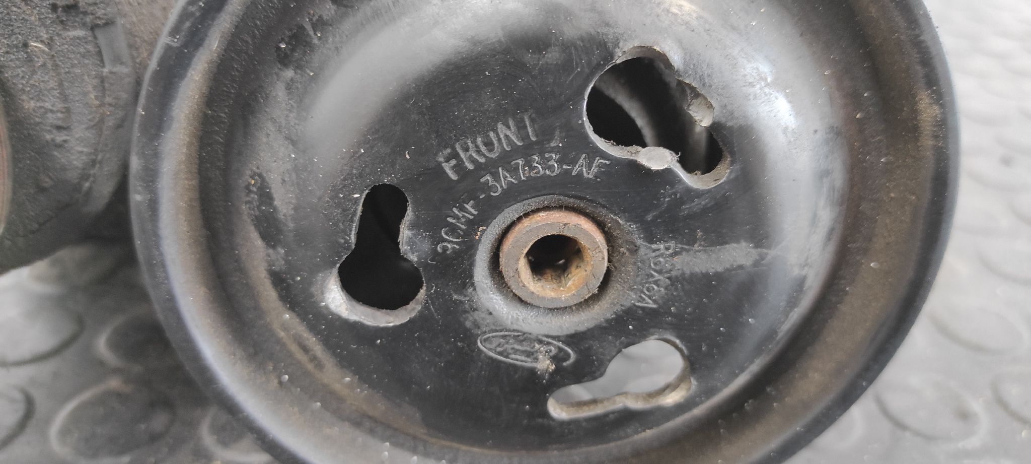 BOMBA DIRECCION FORD PUMA (CCE) - vista 4