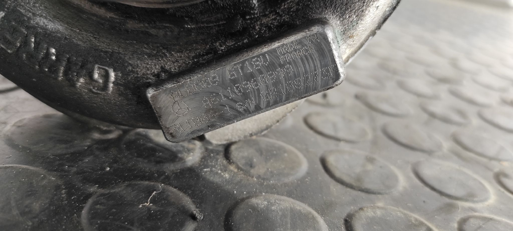 TURBOCOMPRESOR MERCEDES-BENZ CLASE C (W203) BERLINA - vista 3