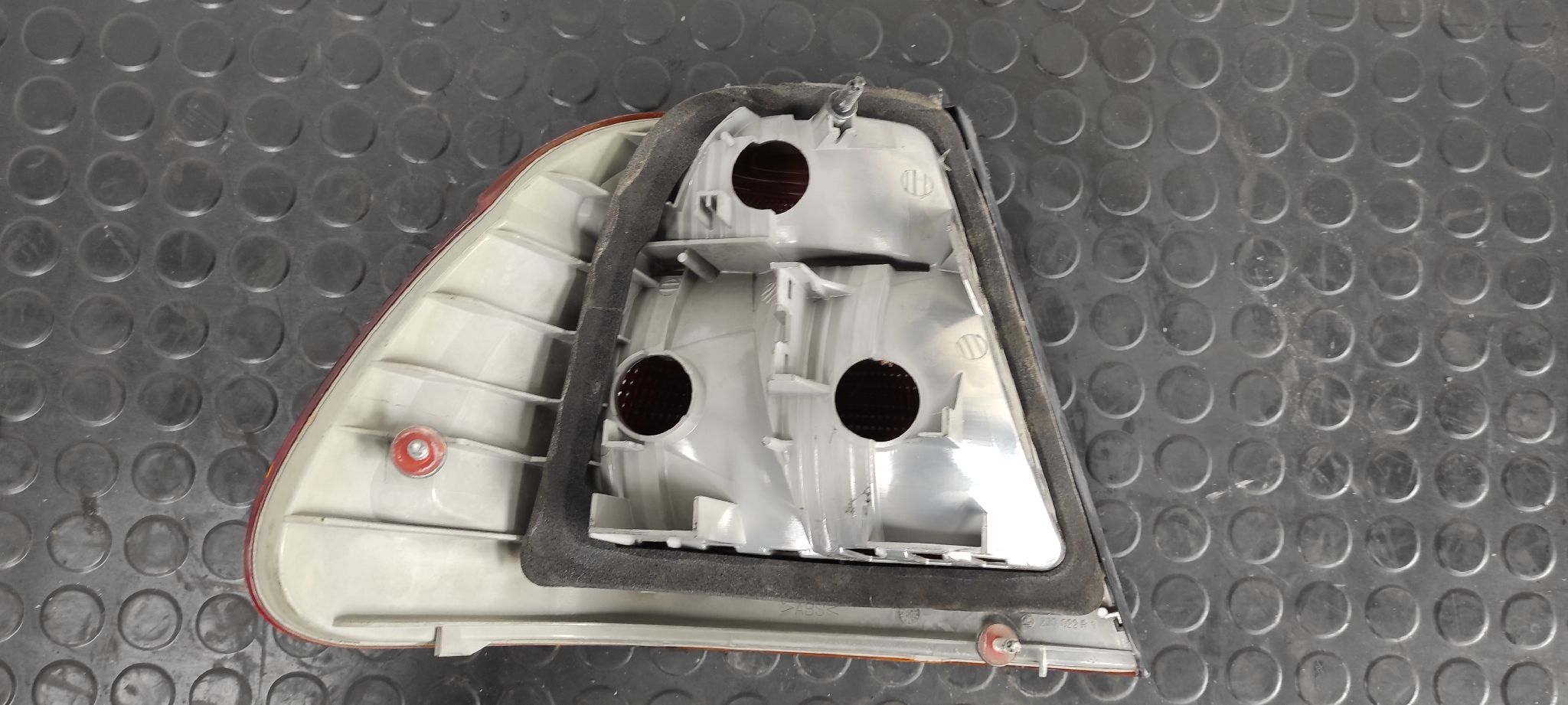 PILOTO TRASERO DERECHO BMW SERIE 3 BERLINA (E46) - vista 5