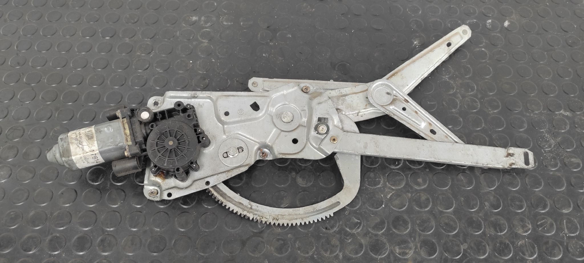 ELEVALUNAS DELANTERO DERECHO BMW SERIE 3 BERLINA (E36)