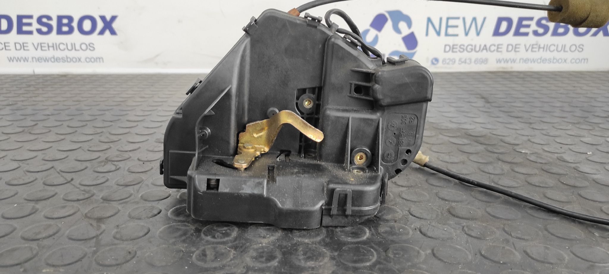 CERRADURA PUERTA TRASERA DERECHA MERCEDES-BENZ CLASE C (W203) BERLINA