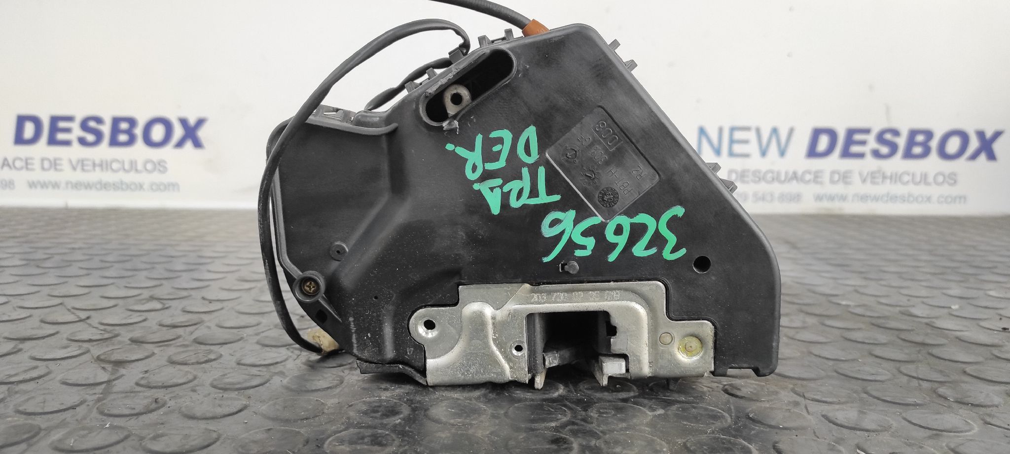 CERRADURA PUERTA TRASERA DERECHA MERCEDES-BENZ CLASE C (W203) BERLINA - vista 2