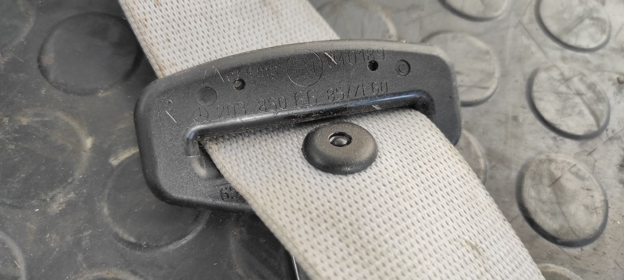 CINTURON DELANTERO DERECHO MERCEDES-BENZ CLASE C (W203) BERLINA - vista 3