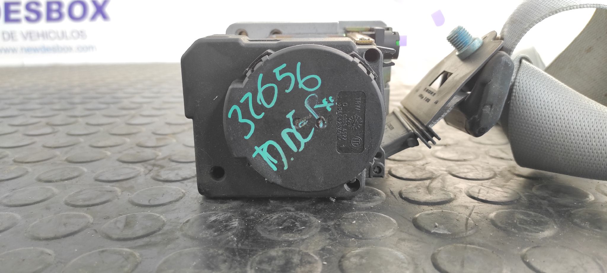 CINTURON DELANTERO DERECHO MERCEDES-BENZ CLASE C (W203) BERLINA - vista 4