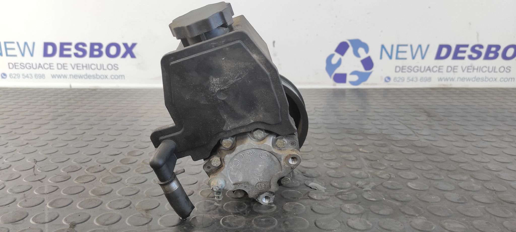 BOMBA DIRECCION MERCEDES-BENZ CLASE C (W203) BERLINA - vista 5