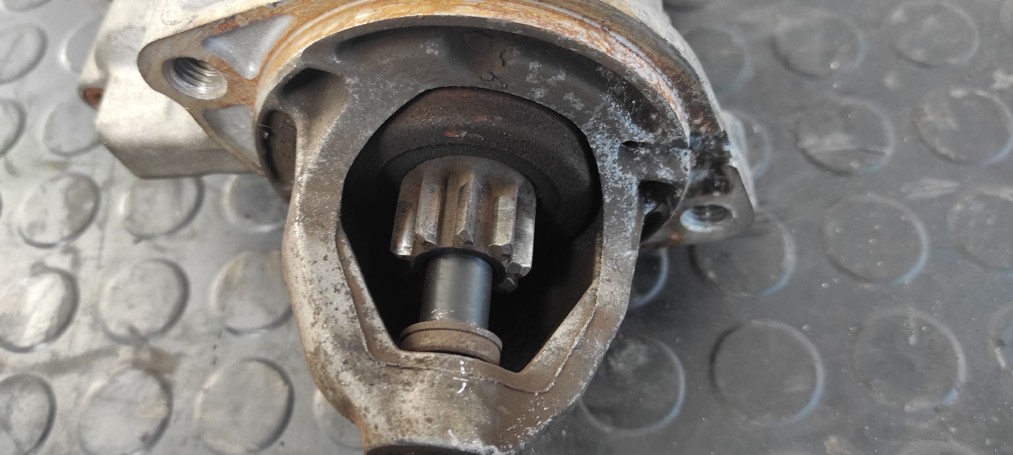 MOTOR ARRANQUE MERCEDES-BENZ CLASE C (W203) BERLINA - vista 3