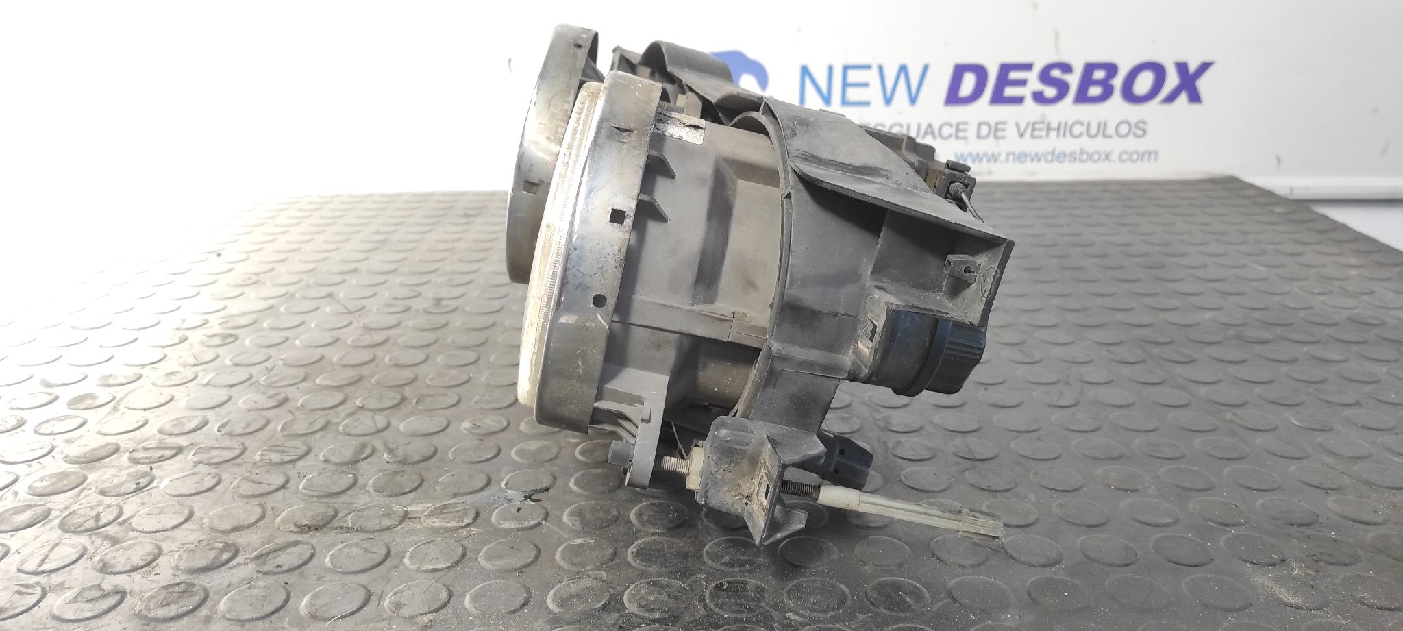 FARO IZQUIERDO BMW SERIE 5 BERLINA (E34) - vista 10