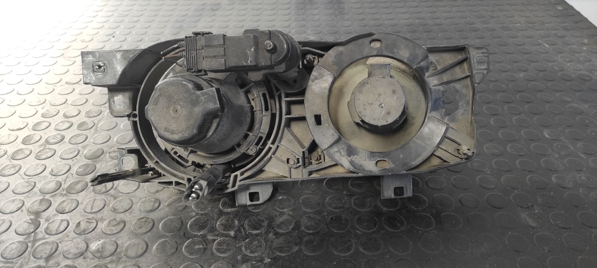 FARO IZQUIERDO BMW SERIE 5 BERLINA (E34) - vista 9