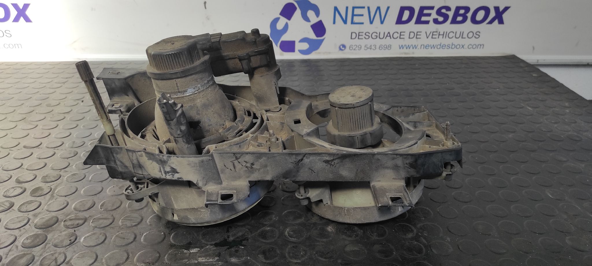 FARO IZQUIERDO BMW SERIE 5 BERLINA (E34) - vista 3