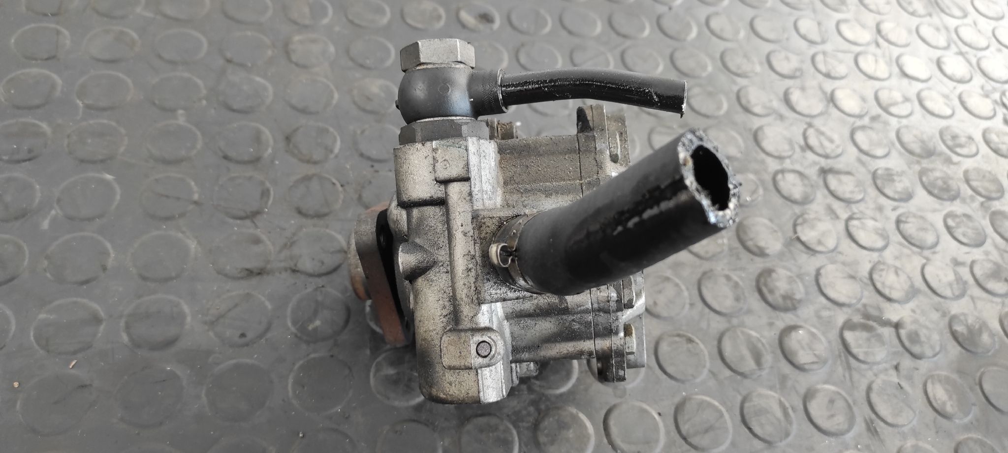 BOMBA DIRECCION AUDI A4 AVANT (8E) - vista 2