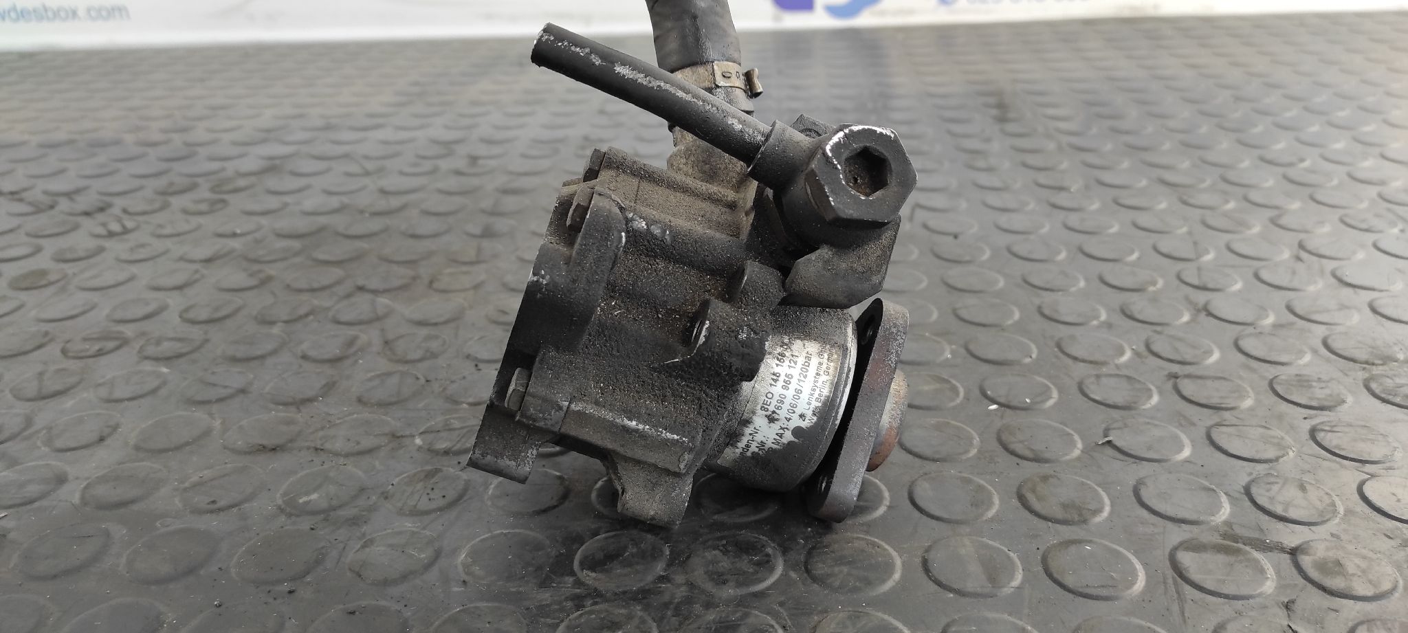 BOMBA DIRECCION AUDI A4 AVANT (8E) - vista 5