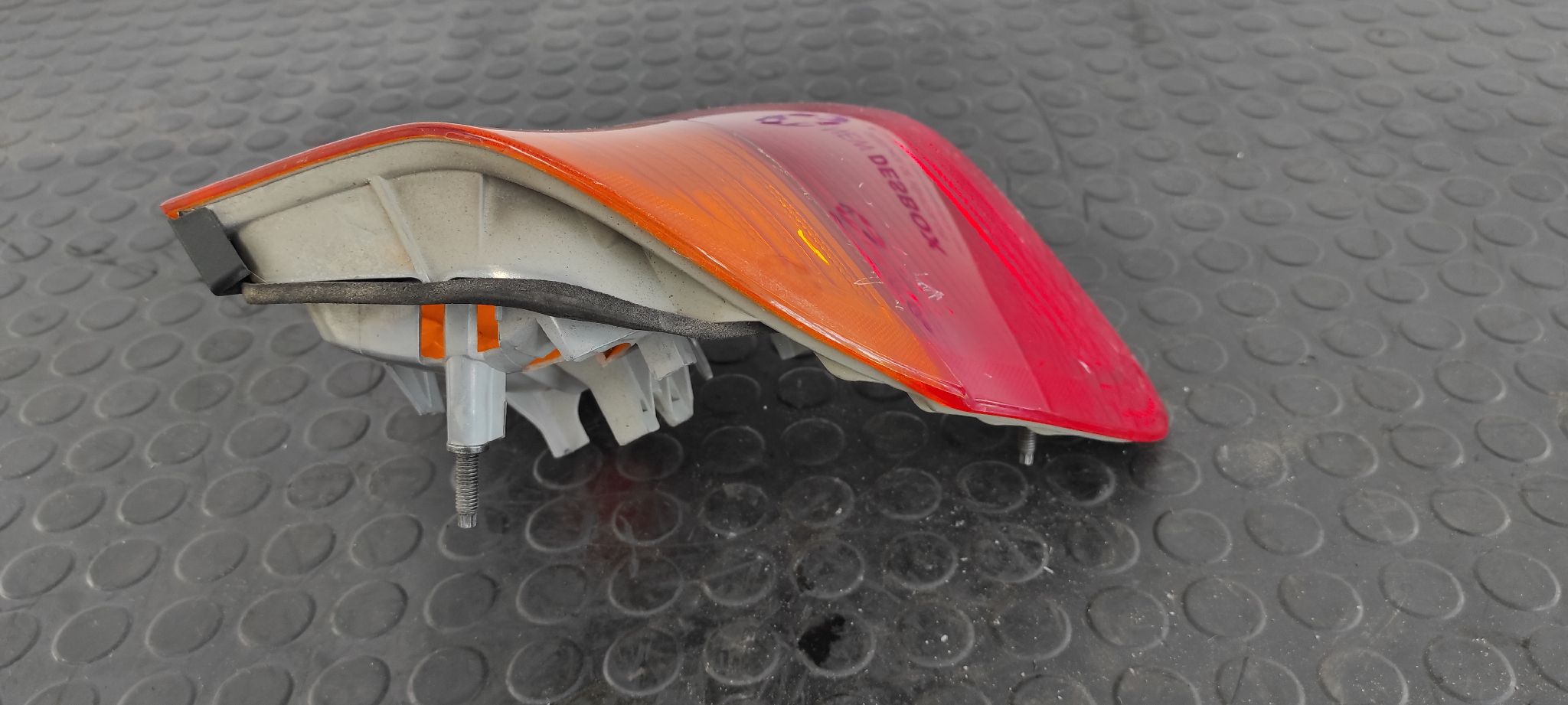 PILOTO TRASERO IZQUIERDO BMW SERIE 3 BERLINA (E46) - vista 7