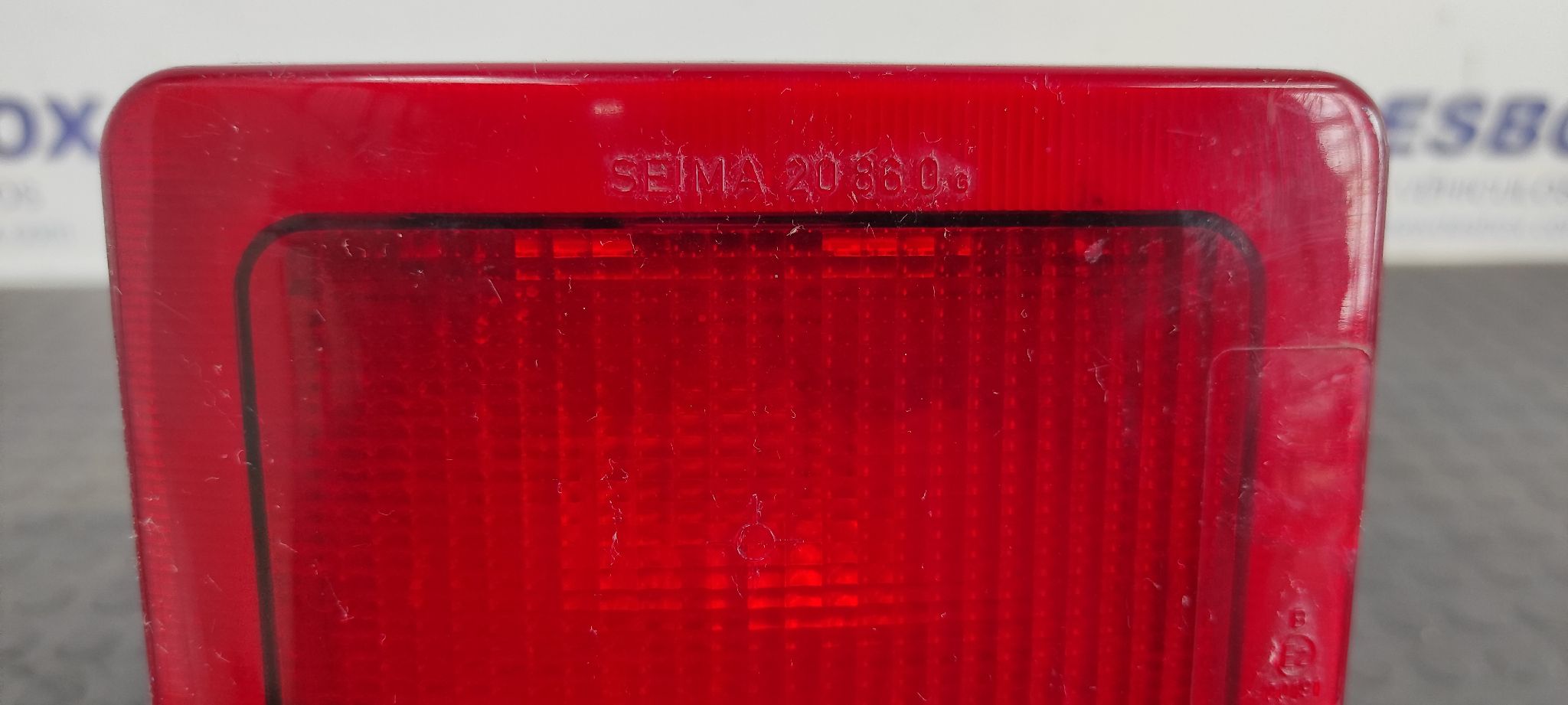 PILOTO TRASERO IZQUIERDO RENAULT TRAFIC (DESDE 5.89) - vista 4