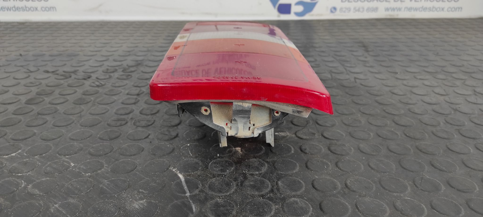 PILOTO TRASERO IZQUIERDO RENAULT TRAFIC (DESDE 5.89) - vista 6