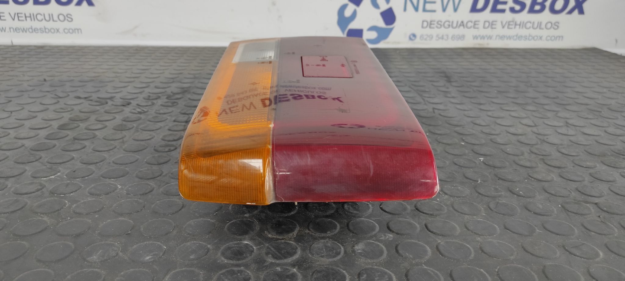 PILOTO TRASERO IZQUIERDO RENAULT 9 - vista 7