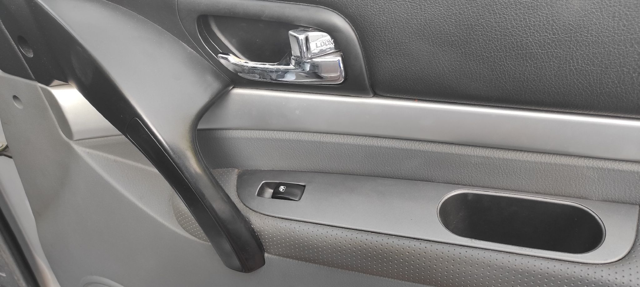 CINTURON DELANTERO IZQUIERDO SSANGYONG RODIUS - vista 11